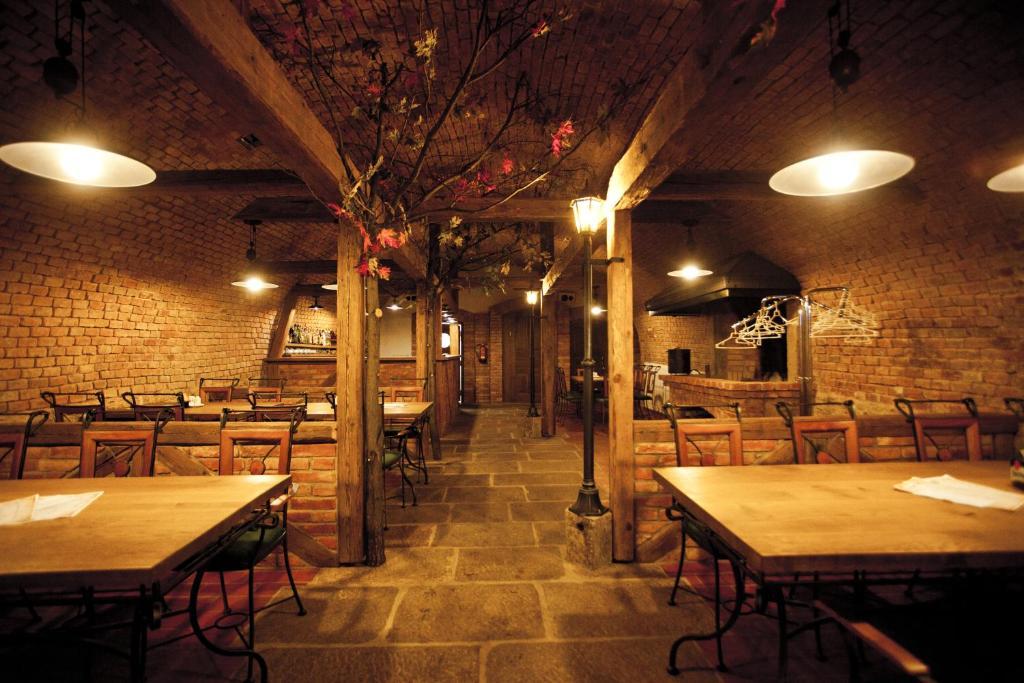 Hotel Gold Chotoviny מראה חיצוני תמונה